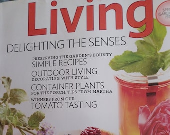 Martha Stewart Living magazine March 2010  pre owned like new