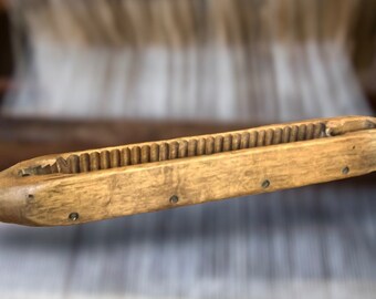 Vintage 21" Weaving Wood Boat Shuttle / Wooden Flying Shuttle Bobbin / Wood Loom Shuttle / Wooden Textile Boat Shuttle