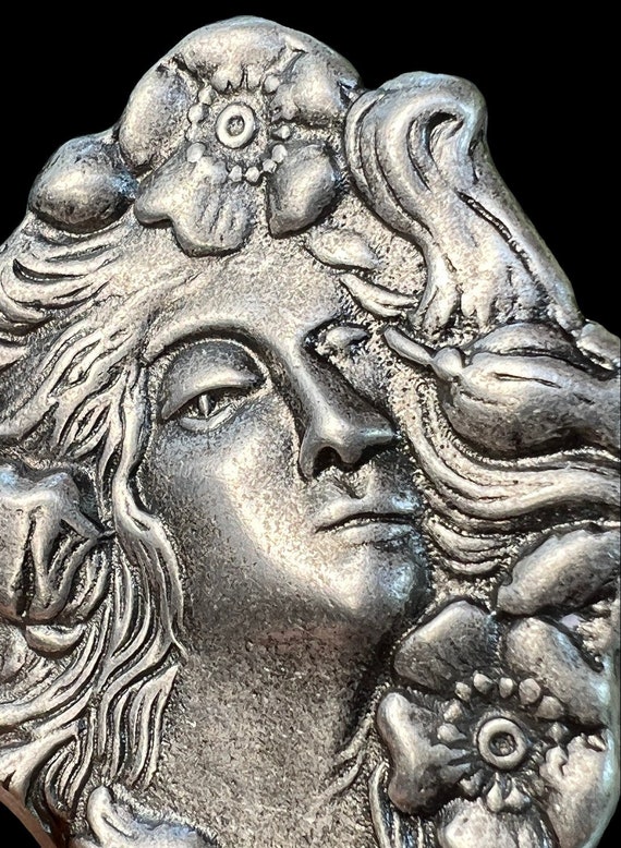 Art Nouveau Style Silver Metal Woman Brooch / Sil… - image 2