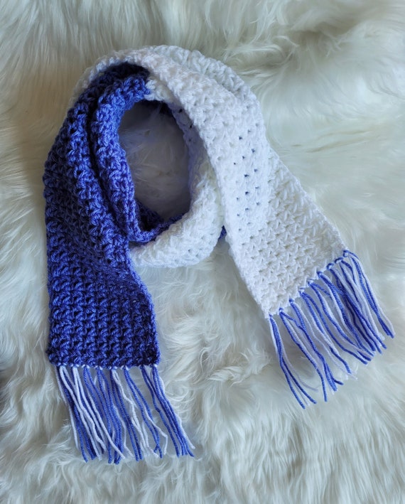 Sciarpa con nappe all'uncinetto fatta a mano: filato acrilico