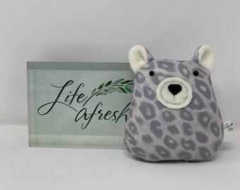 Handgemaakte luipaardfleece knuffel: 7 x 5 inch knuffel