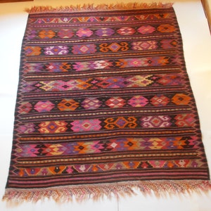 old handwoven kilim rug, wool on wool  270x160cm, 106x63inches
