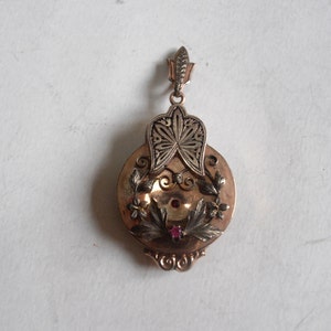 antique Victorian gilt locket pendant