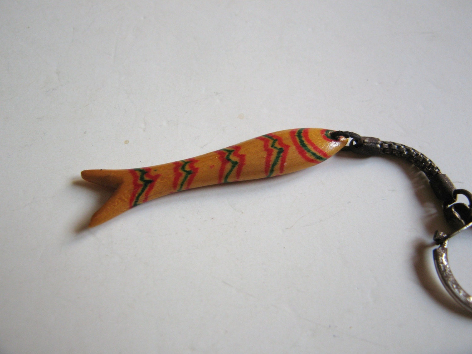 Porte-clés Ancien En Bois Sculpté Main - Leurres De Pêche - Longueur 3,75" - Objet Décoratif Vintage