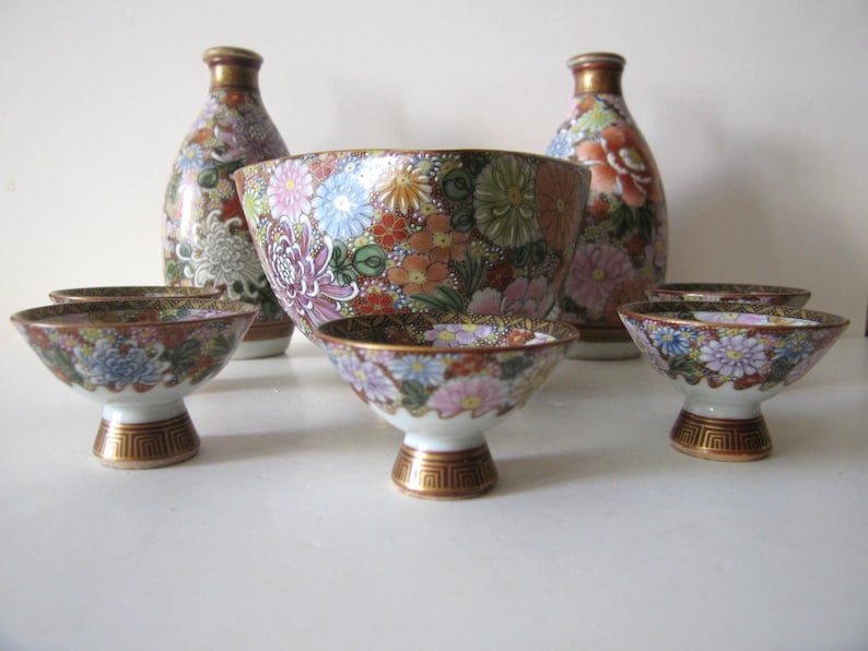 antique hand painted Kutani mille fiori sake set Japan image 1