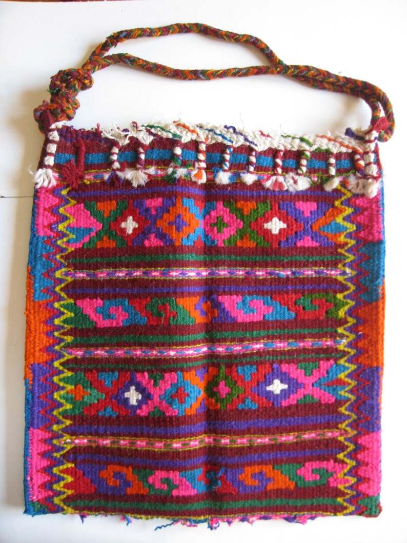 vintage hand woven handbag image 1