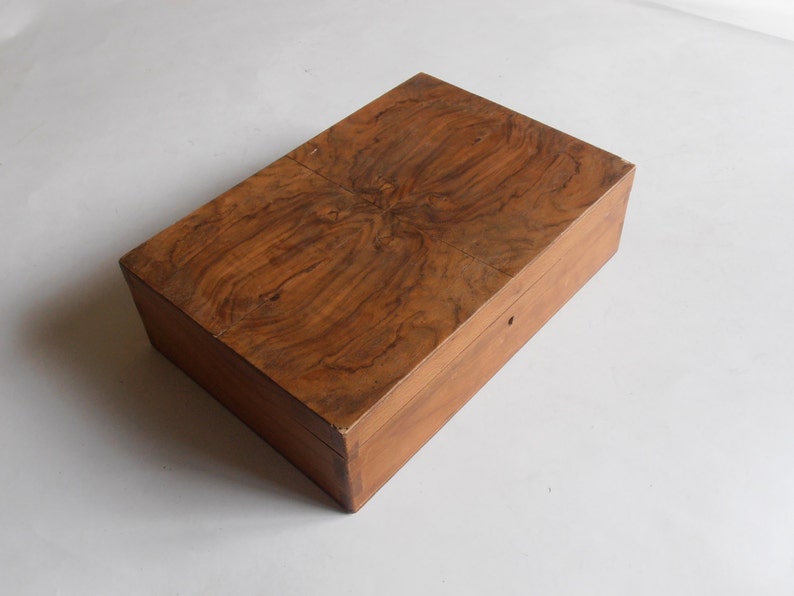 vintage wooden jewelry box
