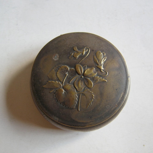 Victorian shops brass trinket / powder box