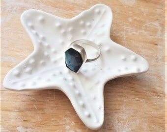 Starfish Ring Dish: Nautical Wedding Ring Holder, Beach Decor