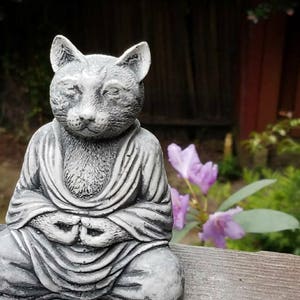 Zen Buddha Cat Statue: Meditating Feline Home Decor