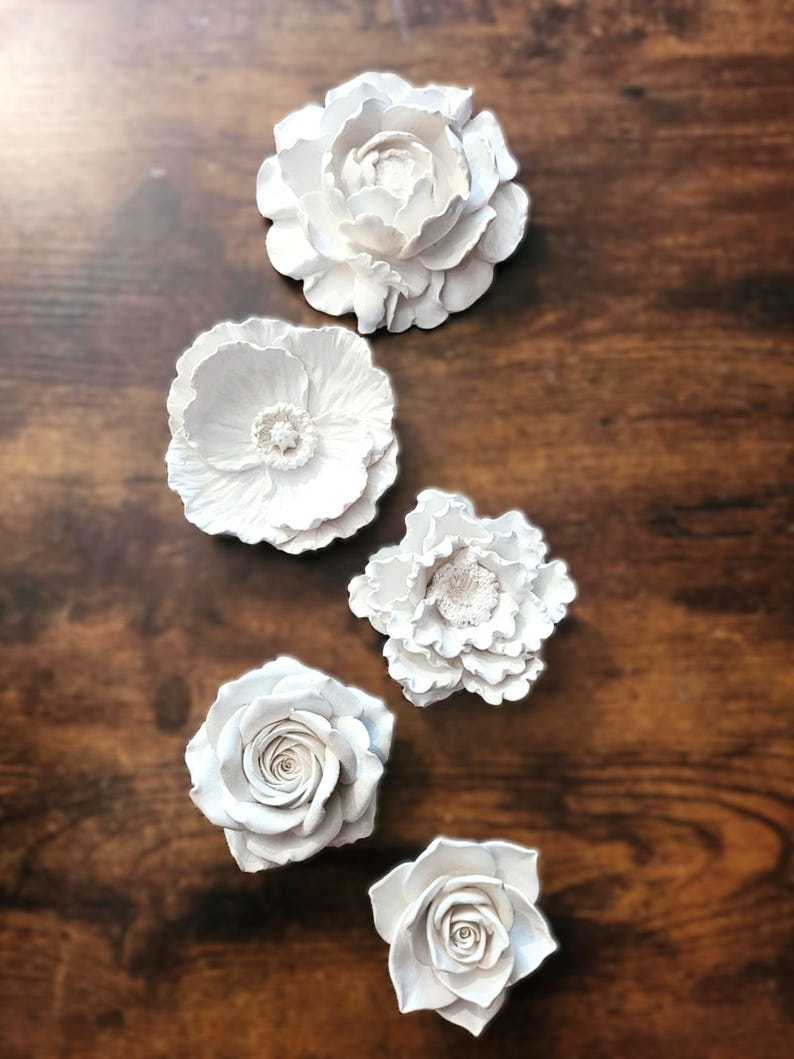 Decoración floral de pared, esculturas de flores para colgar en la pared, flores para colgar en la pared, colección de flores, arte floral para guardería, arte de peonías, dalias, amapolas imagen 11