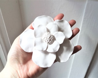 Magnolia flower wall sculpture, Spring floral decor, clustered wall flower sculptures, white modern minimalist floral decor