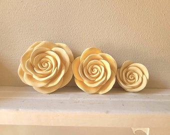 Yellow roses, wall hanging rose sculptures, rose gift, pastel yellow, set of yellow roses, yellow rose art, light yellow rose gift