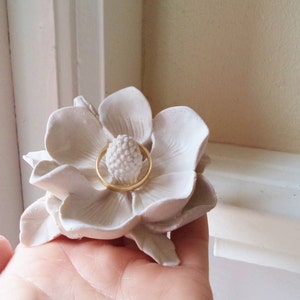 Flower ring dish, flower wedding ring holder, bridal party gifts, gift for her, Magnolia flower, anniversary gift, engagement gift for her