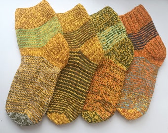 Size 40-41 EU Hand knitted lambswool socks,Hand made gift