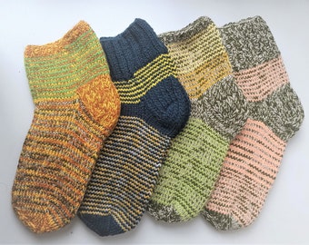 Size 39-40 EU Hand knitted socks