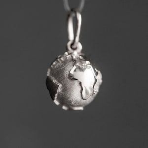 Globe Kette Erde Kette Silberkette Globe Anhänger Circle Anhänger Weltkarte Kette irdische Kugel Anhänger Earth Anhänger
