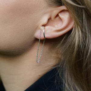 Minimalist Gold Ear Cuff with Chain – Dainty Solid Gold or Sterling Silver No Piercing Earring – Modern Cartilage Jewelry