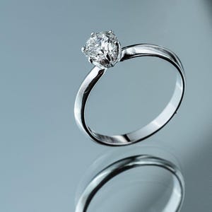 Elegant Minimalist Diamond Ring - Delicate Wedding Promise Jewelry Minimalist Diamond Engagement Ring - Dainty Bridal Jewelry
