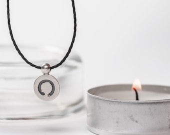 Enso Circle-hänge i sterlingsilver: Andligt yogahalsband