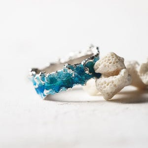Gold wave ring Blue enamel ring Unique wedding rings Sea wave ring Ocean wave ring Beach lovers rings Gold enamel ring White gold ring