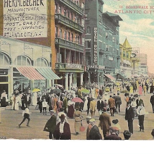 Boardwalk at Atlantic City Photo Postcard, 1915