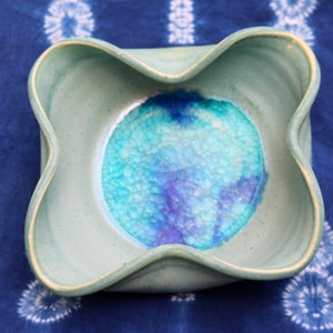 Centerpiece - serving platter - quatrefoil 2