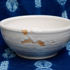 Medium white bowl