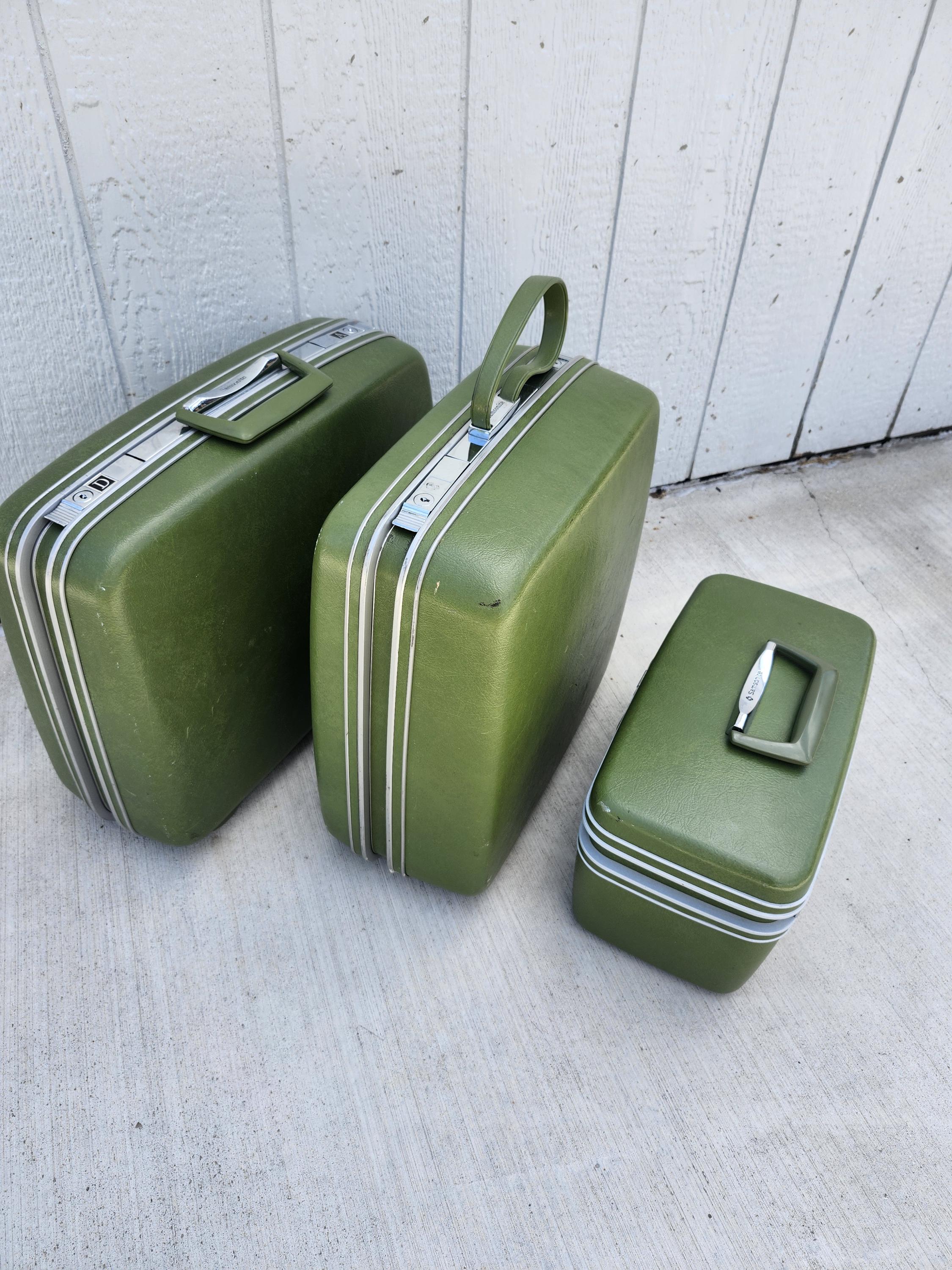3 Piece 1960s-70 Avocado Green Silhouette Samsonite Luggage
