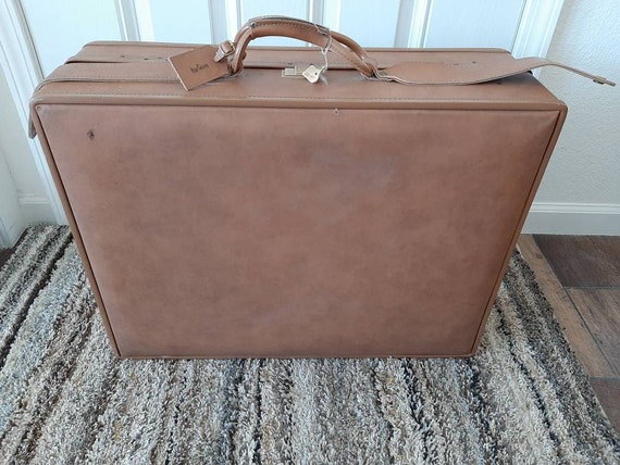 Mid Century Golden Tan Faux Leather Hartmann Lugg… - image 2