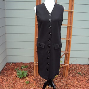 1960s-70s Womens Black Crepe Button Shift/Jumper Dress Size S-M/ 60s-70s Black Sheath Dress/ Retro Shift Dress/Midi Sheath Dress
