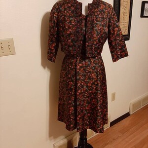 1950s-60s Womans Lily Lynn 2 Piece Fall Colors Dress With Crop 3/4 Sleeve Crop Jacket Size M/Mid Century Knee Length Autumn 2 Piece Dress M