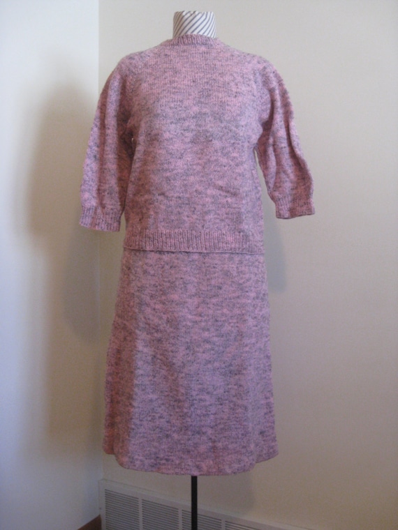 1960s Womens Vintage Hand Knitted Pink And Black 3