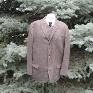1960&#39;s Men&#39;s 3 Button Wool Brown/Blue Tweed Blazer/ Hipster/ Sport Coat/ Jacket By College Row Size M/42  Wedding Blazers/ Vtg Homecoming