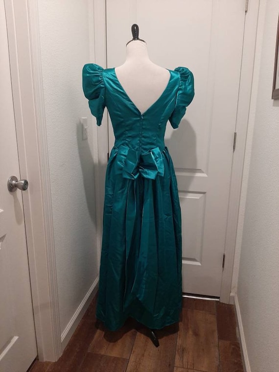 1980s-90s Womens Teal Green Satin Prom/Bridesmaid… - image 3