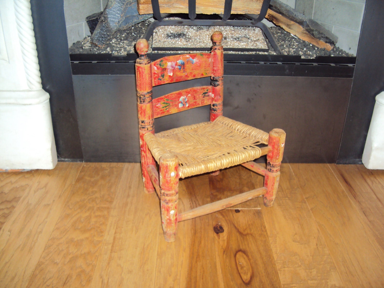 Chaise Antique En Rotin Peint Bois Pour Enfant/Poupée/Chaise Vieilli/Décor De Ferme/Chaise Bois/Décor Primitif/16 X 12 9/Chaise