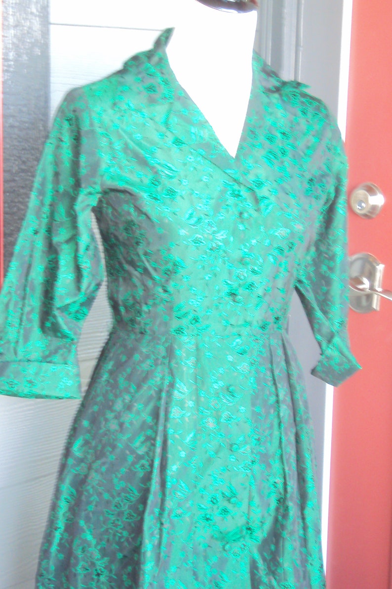 kelly green mother of the bride dresses