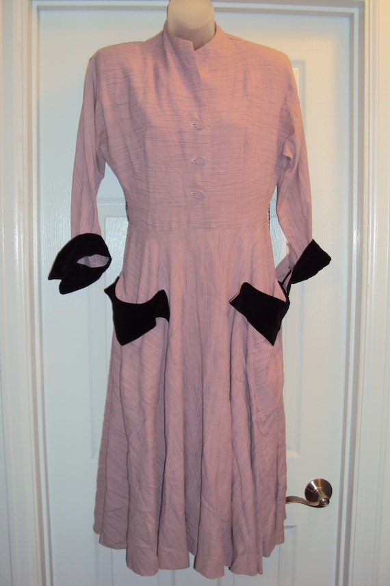 1940s Womens Pink And Black Subtle Stripe Rayon Su