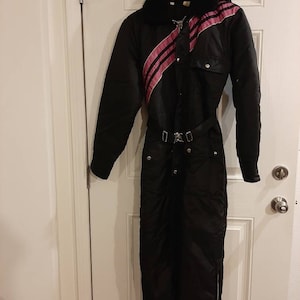 Mid Century Womens Black/Pink Nylon/Polyester One Piece JC Penney Snowmobile Suit Size M/Made In USA /Vintage Womens Insulated Coveralls M
