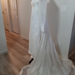 1970s Womens White Taffeta/Chiffon/Lace/Satin Ribbon Gunne Sax Style Wedding Dress Size XS-S/ Edwardian White Empire Waist/Train Bridal Gown image 6