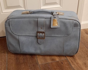 Maleta Samsonite Cordoba azul bebé de 1960, laterales blandos, 56 x 33 x 20 cm/Maleta Samsonite azul claro de mediados de siglo, laterales blandos, para fin de semana