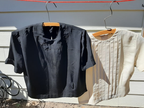 1970s Womens Lot Of 2 Rayon Crop Dress Blouses Siz