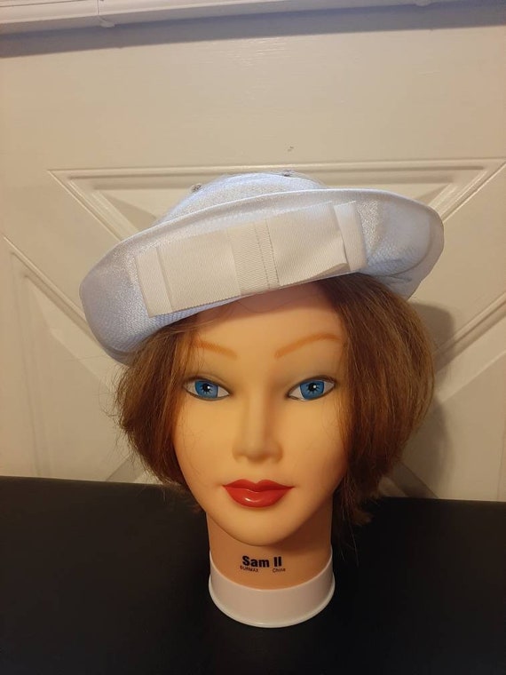 Vintage 60s Ivory White Pleated Pillbox Hat Draped Mid Century Bridal Church Hat Vintage ivory bridal hat - Gem main image 4