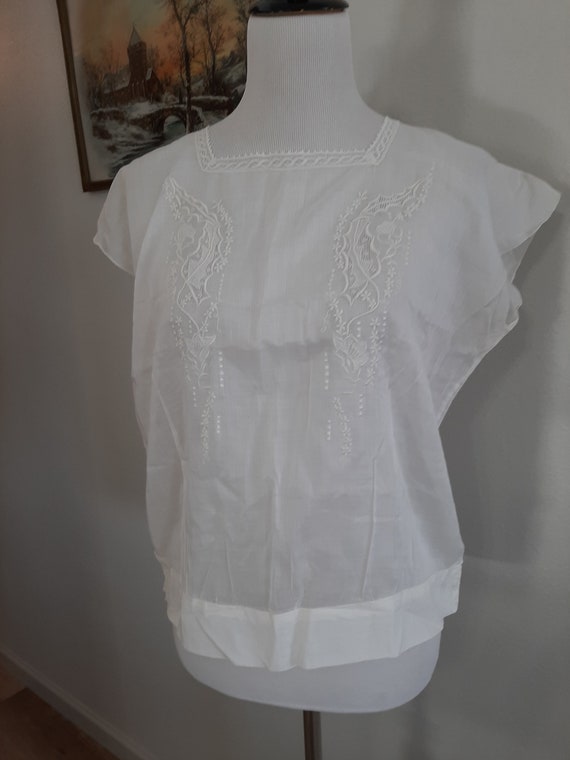 1930s-40s Womens White Sheer Cotton Chemise Size M