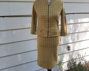 1970s Womens Made In France Odys by Saint Joseph 100% Wool Goldenrod/Chartreuse 3 Piece Skirt Suit Size S/Vtg Wool Knit 3 Piece Skirt Suit