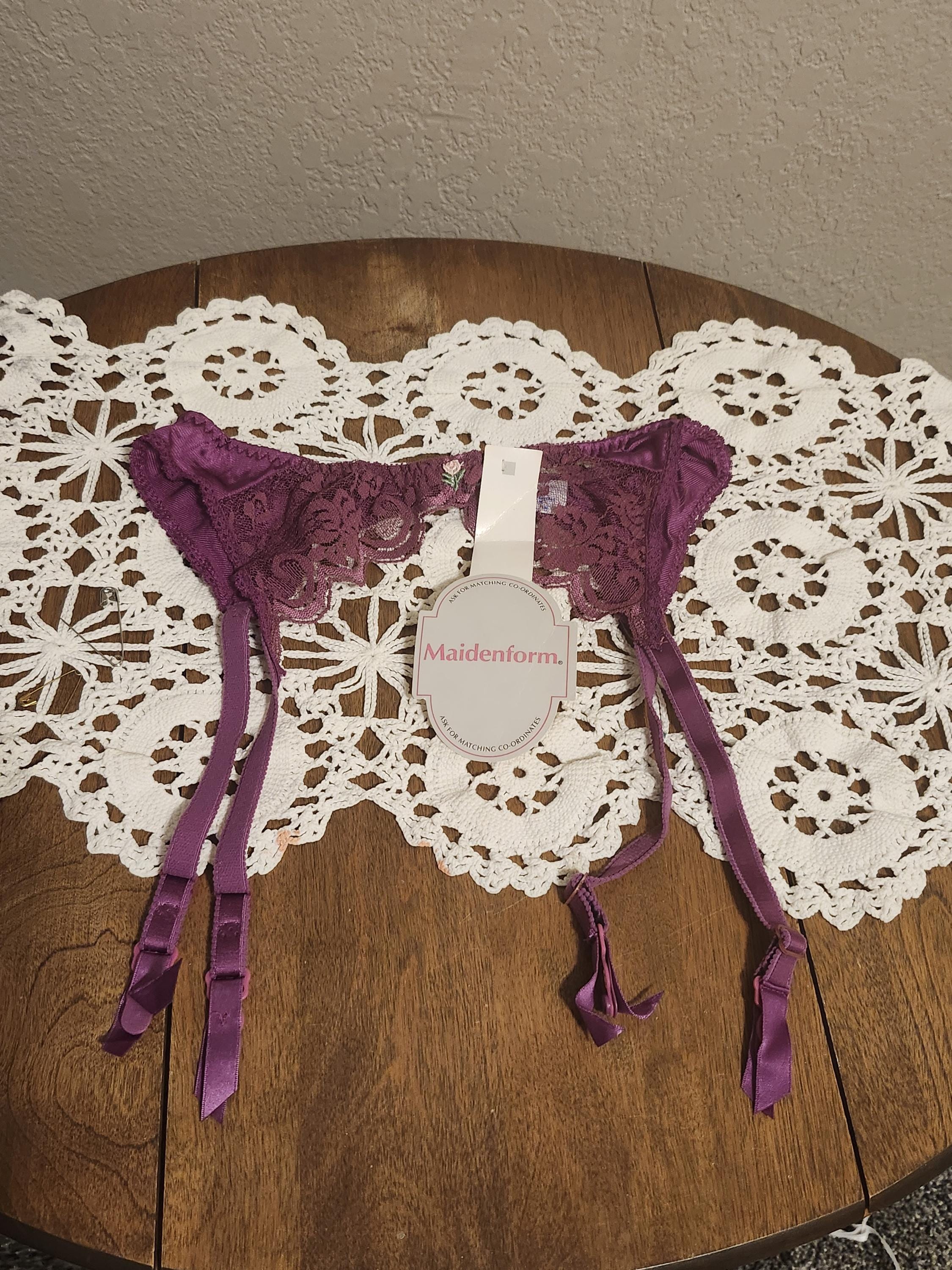 Maidenform Garter - Etsy