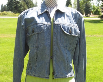 Jaqueta jeans feminina lightwashed dos anos 80, da Liz Wear Tamanho M/jaqueta jeans/casaco/jaqueta jeans feminina dos anos 80/jaqueta jeans curta/casacos dos anos 80