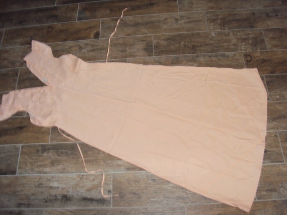 1930s-40s Peach/JC Penneys Rayon Nightgown Size 3… - image 9