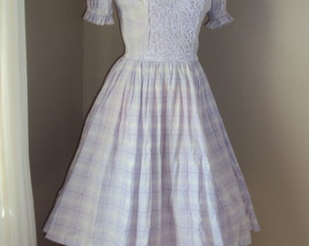 Vintage dames lavendel en wit geruit H Bar C California Ranchwear vierkante dansjurk / terrasjurk maat Small / jaren 70 vierkante dansjurk