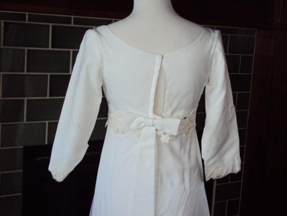 1960s Womens White Linen And Venetian Lace/Train … - image 6